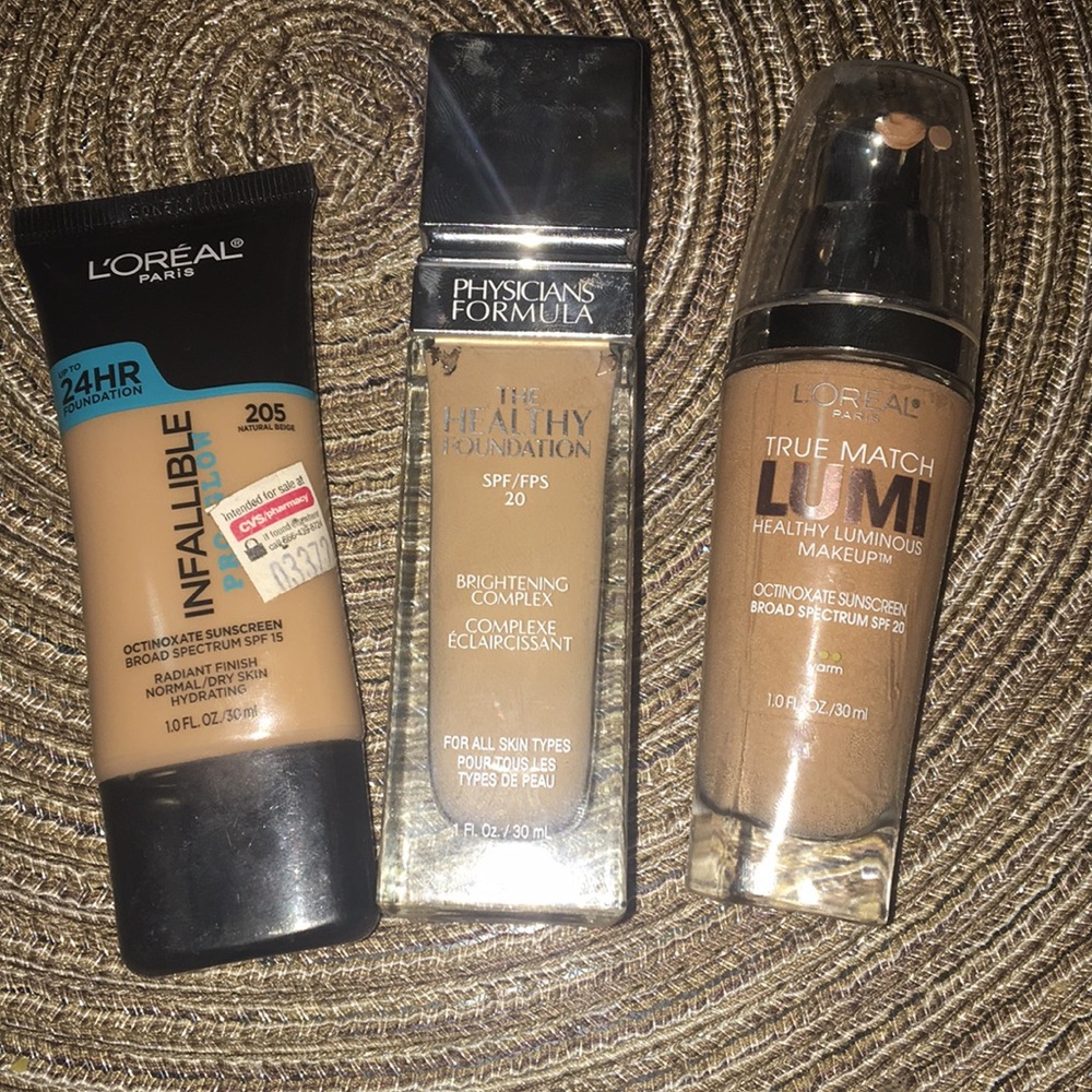Drugstore bundle of foundations